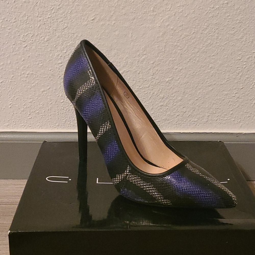 C Label pumps - new in box - size 9